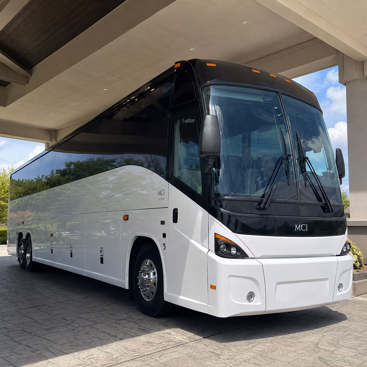 brooklyn park charter bus rentals for long distance corporate trips
