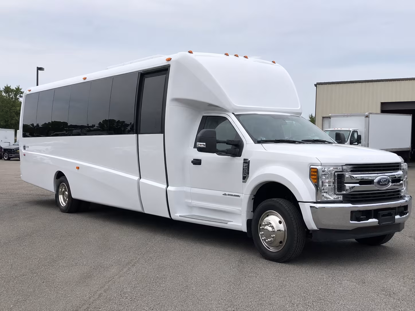 buses for brooklyn park student trips to the minnesota zoo and como park