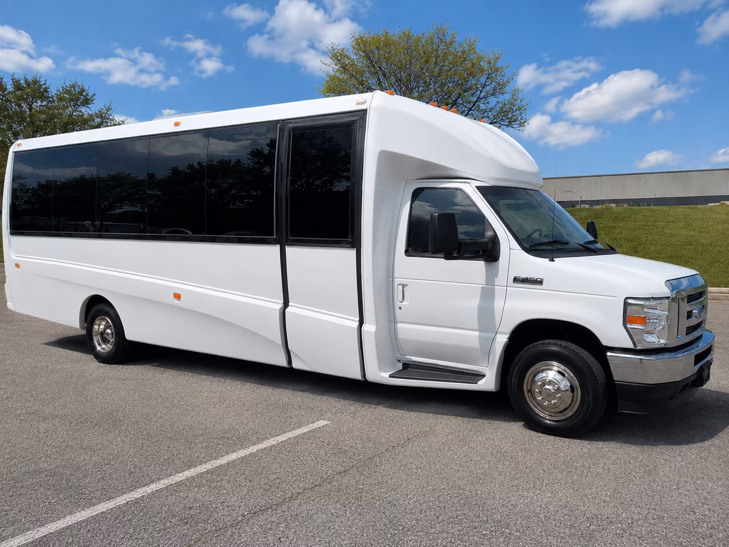 employee shuttle buses for brooklyn park commuters and corporate campuses