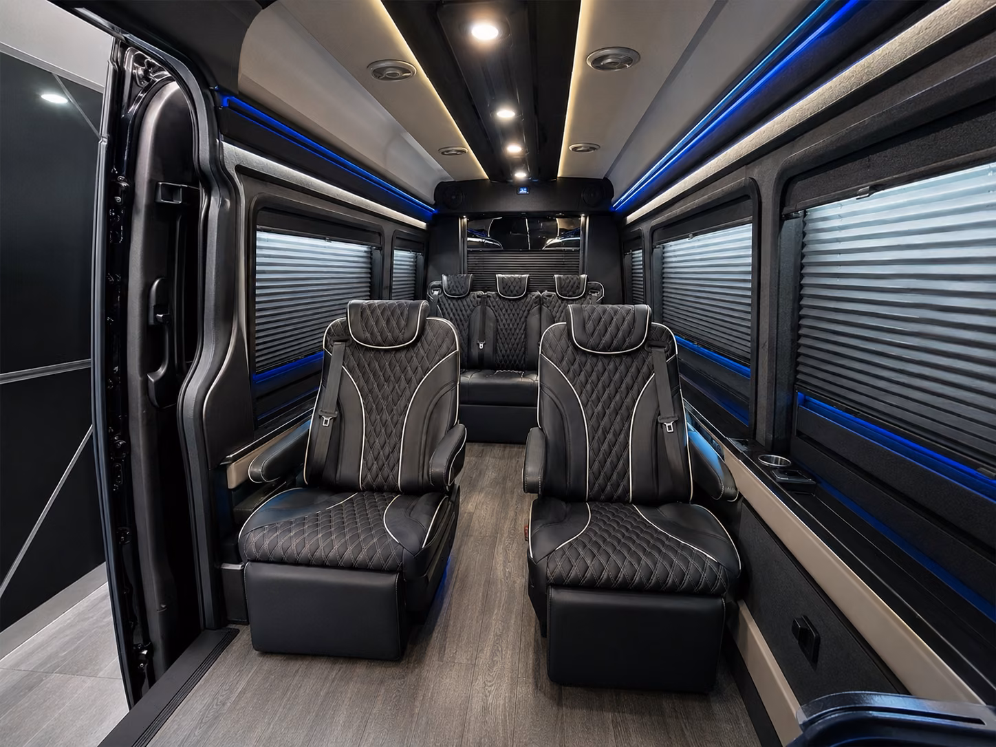 group airport transportation for sports teams traveling through msp
