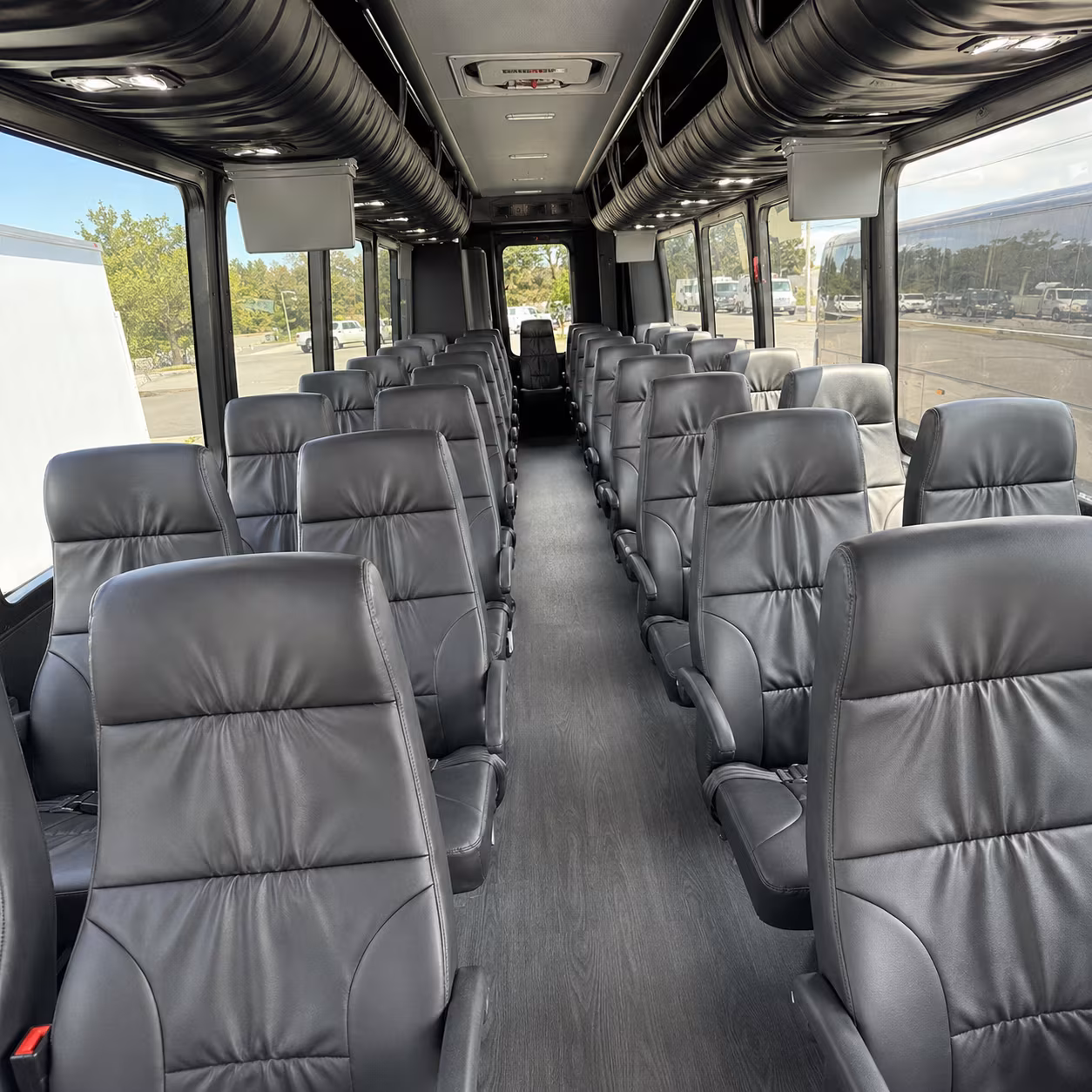 rent a bus to minnesota river valley wineries from brooklyn park
